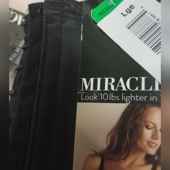 New MiracleSuit waist cincher. DEFECT . Hook damage. Black large - Picture 5 of 6